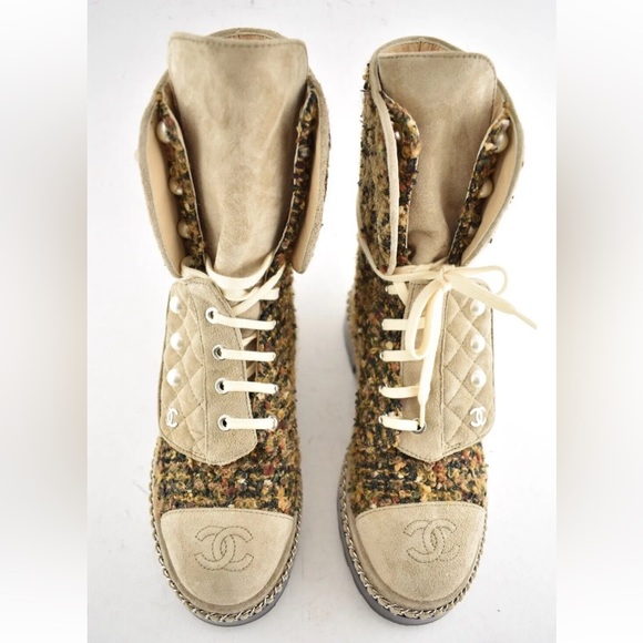 Chanel Citizen Brown Beige Green Tweed CC Chain Pearl Combat Tall Boots 39.5 - Picture 4 of 11
